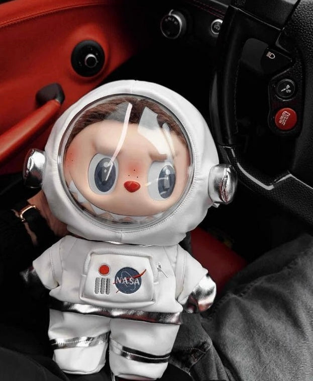 POP MART THE MONSTERS - Labubu Outfit - NASA Astronauts 17 cm (Outfit Only)