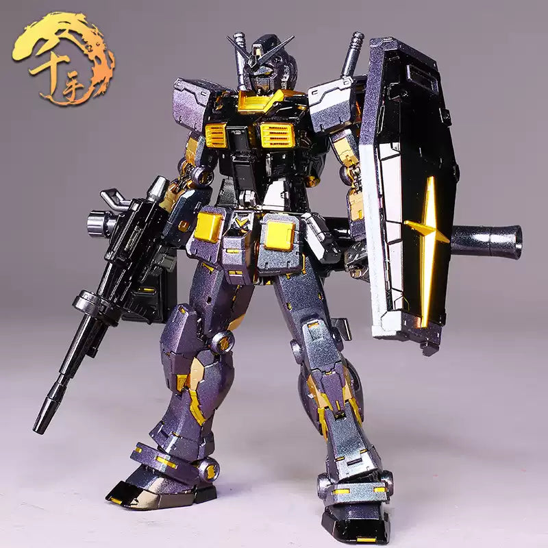 コンテスト限定RX-78-2 GUNDAM プラスチックモデルキット金メッキ コンテスト限定RX-78-2 GUNDAM プラスチックモデルキット金メッキ