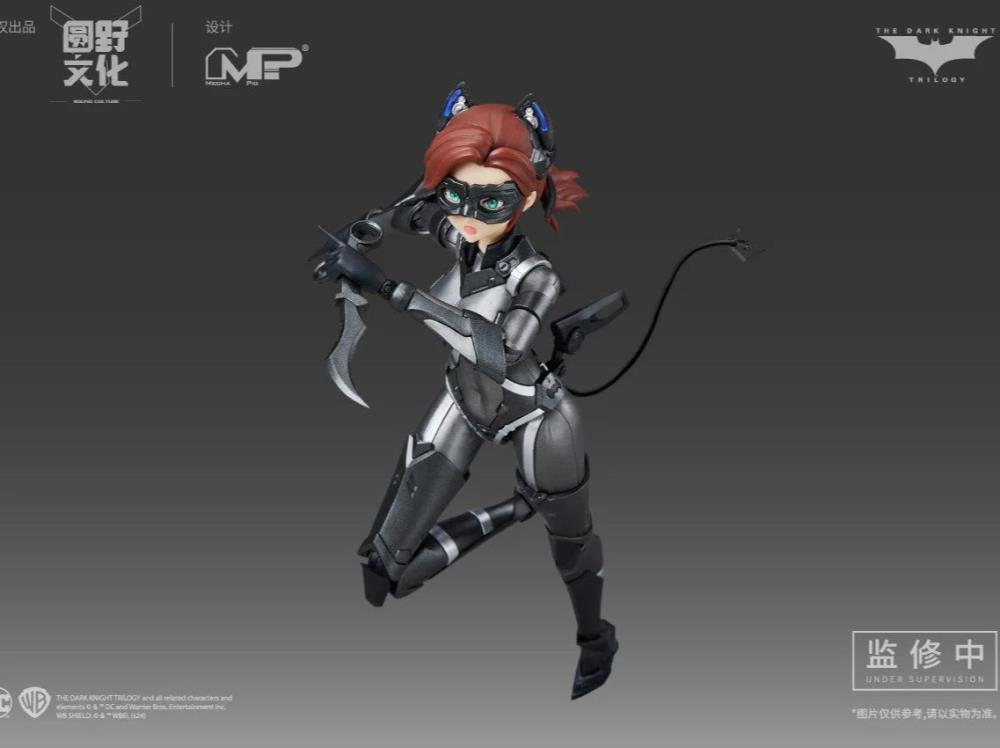 MS GENERAL DC Comics DC-02 Catwoman and Bat-Pod 1/10 Scale Model Kit