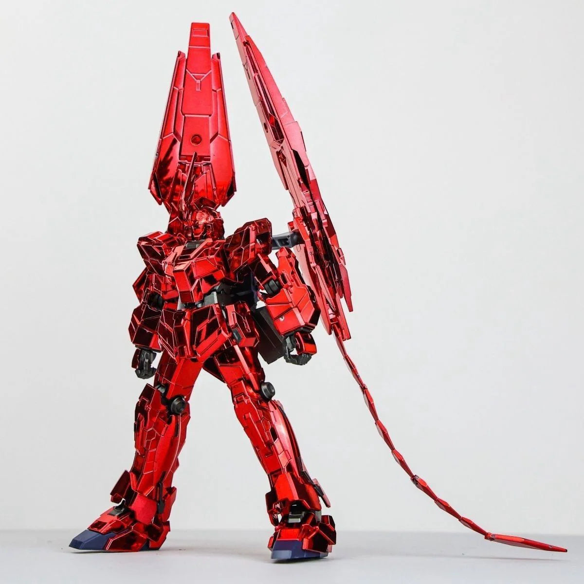 HG 1/144 Red Phoenix Custom (Third Party Non-Bandai Version)