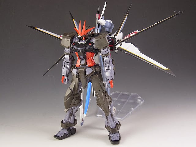 MG Gundam Astray Noir 1/100