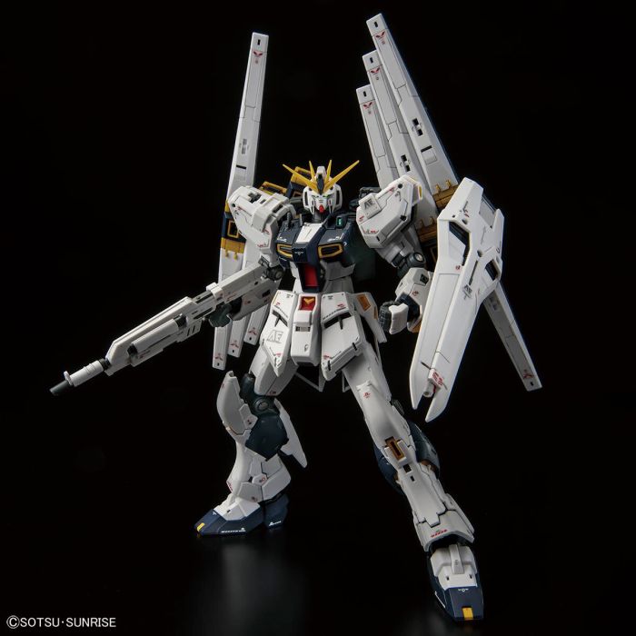 RG 1/144 ν Gundam (Double Fin Funnel Equipment Type)