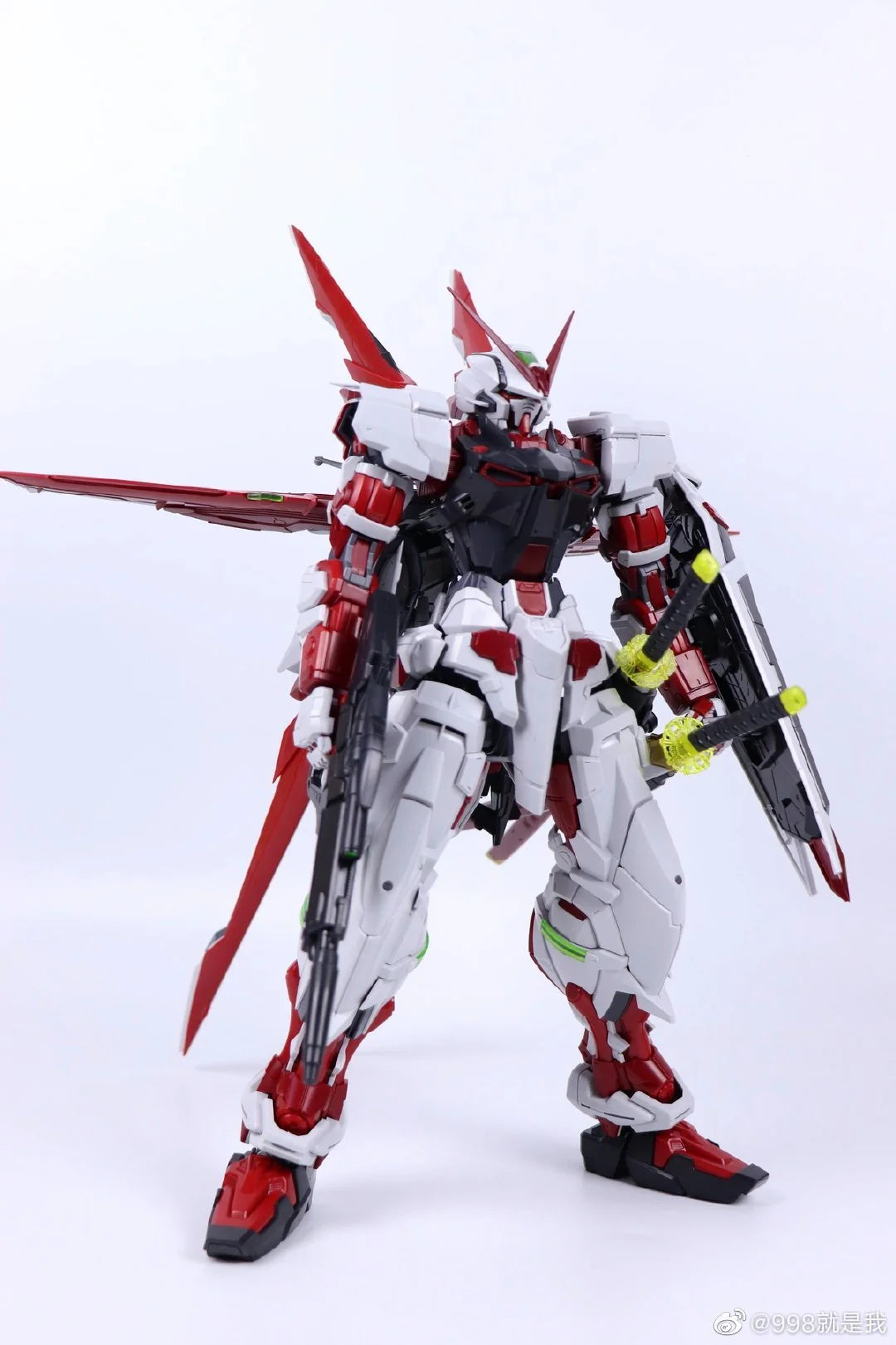 Nilson Works PG 1/60 Gundam Astray RED FRAME