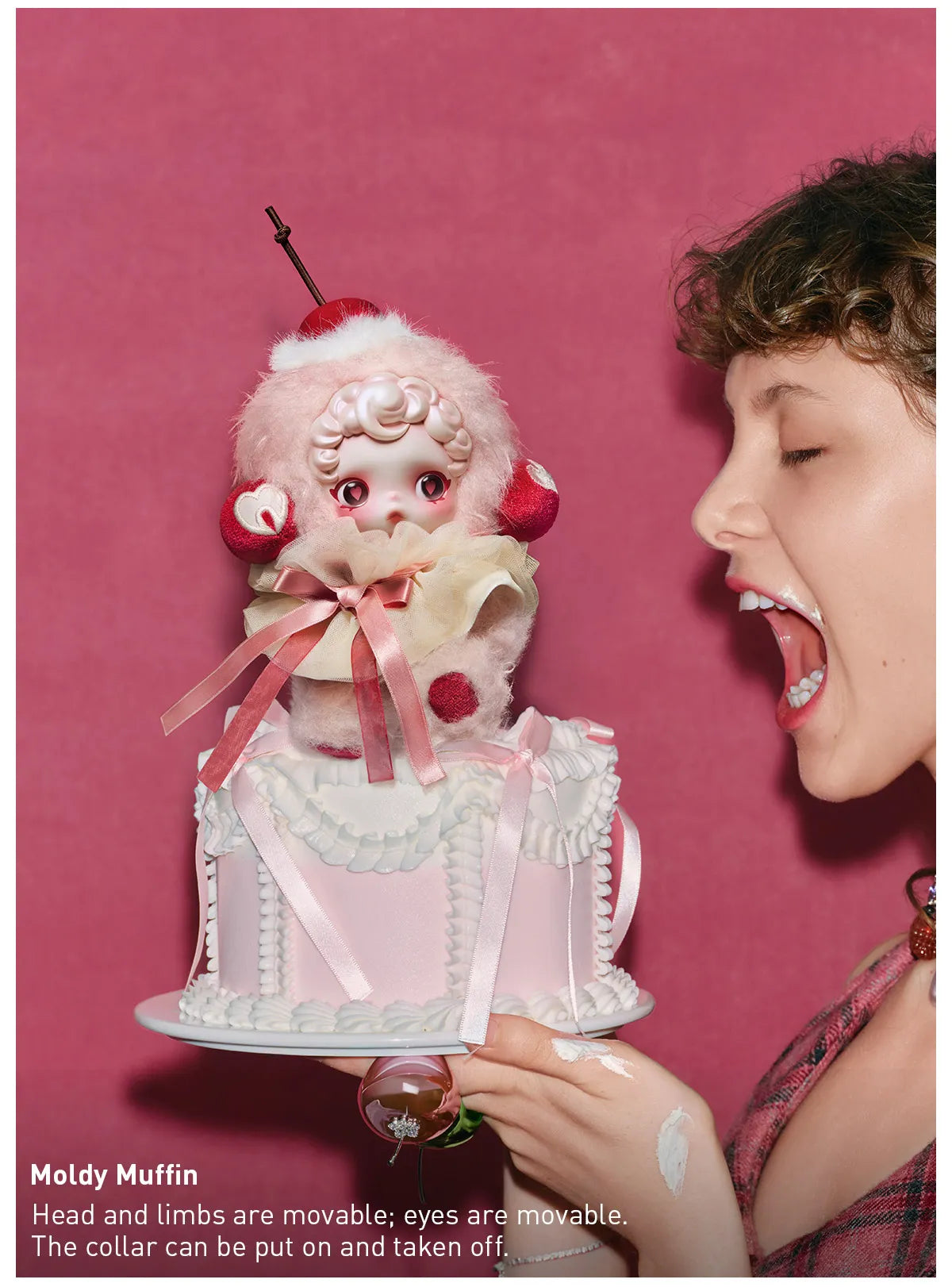 POP MART SKULLPANDA 【Moldy Muffin】 Pop Mart SKULLPANDA You Found Me! Series Moldy Muffin Earphone Bag