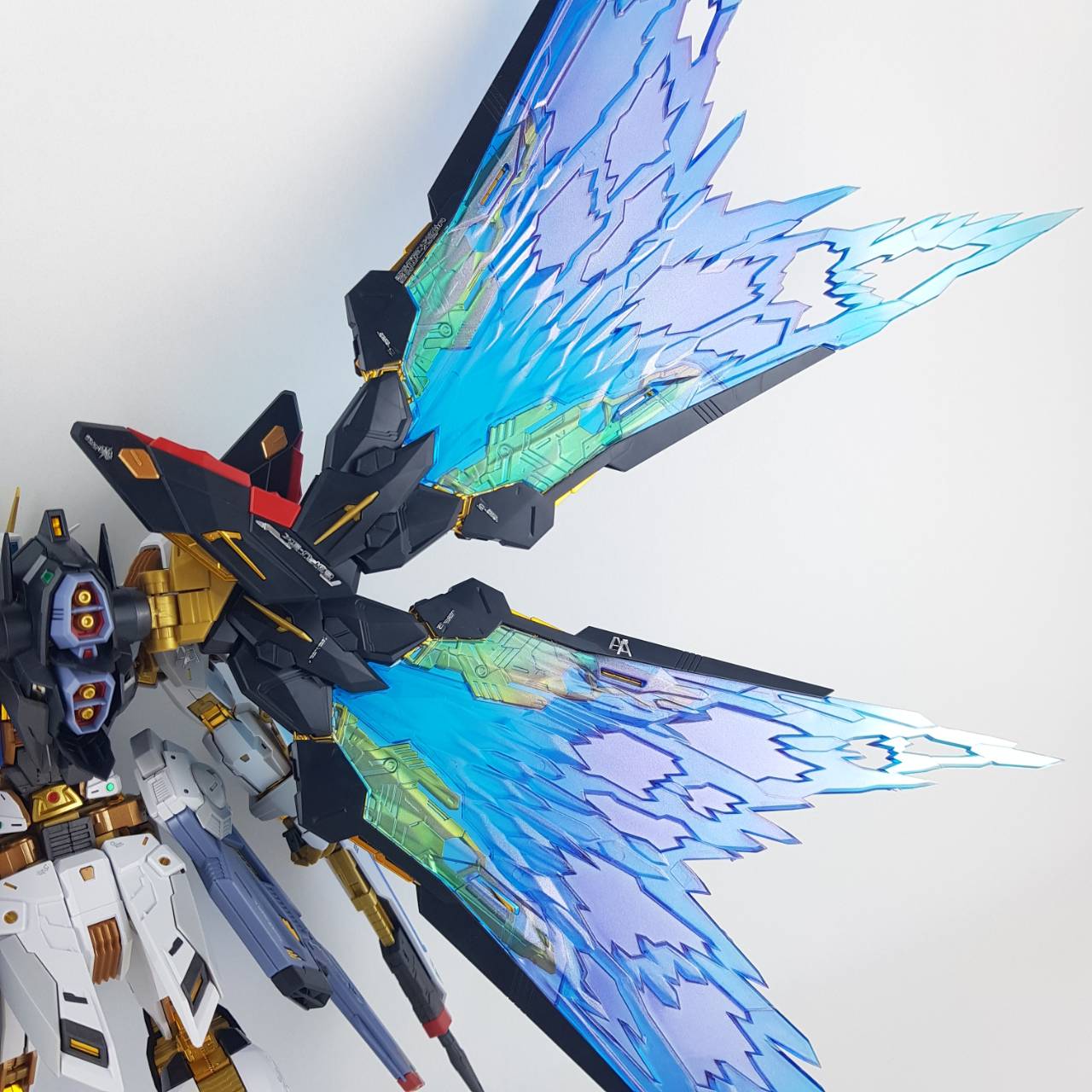 [DDB] MGEX STRIKE FREEDOM WING OF LIGHT EFFECT SET