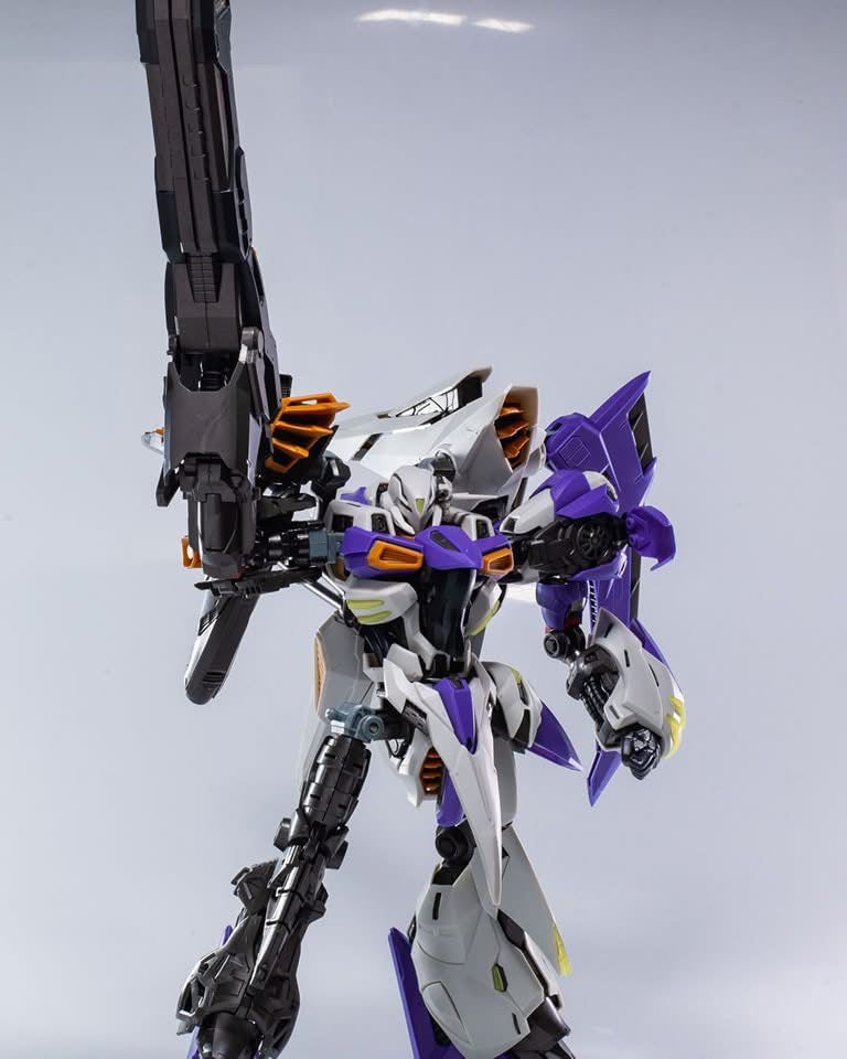 Tyran Sword of Yang Model Kit