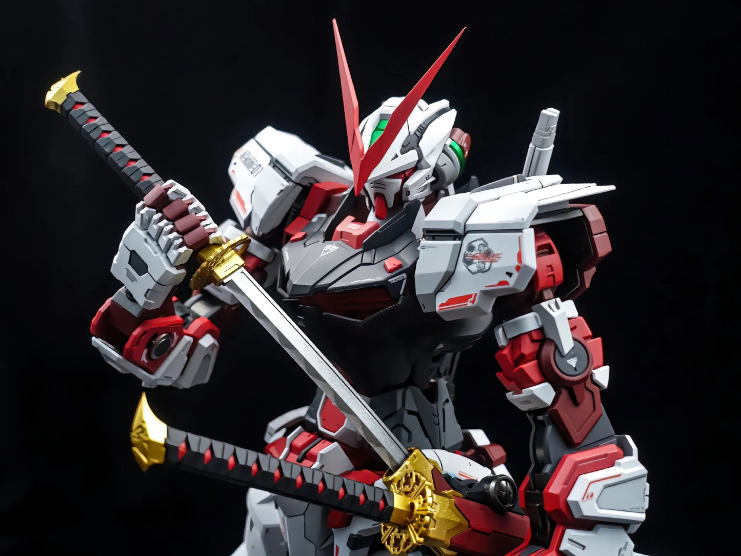 Nilson Works PG 1/60 Gundam Astray RED FRAME 1.0 (without Flight Unit Backpack)