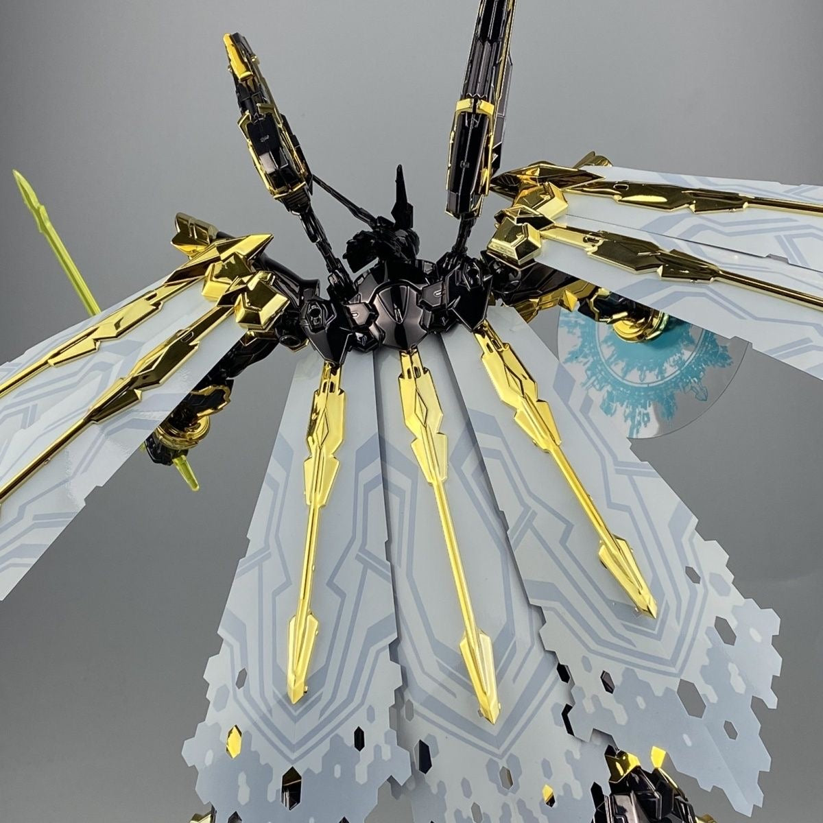 Figure-rise Standard Amplified Alphamon Customized Version Plated Coating (Xingmai Studio)