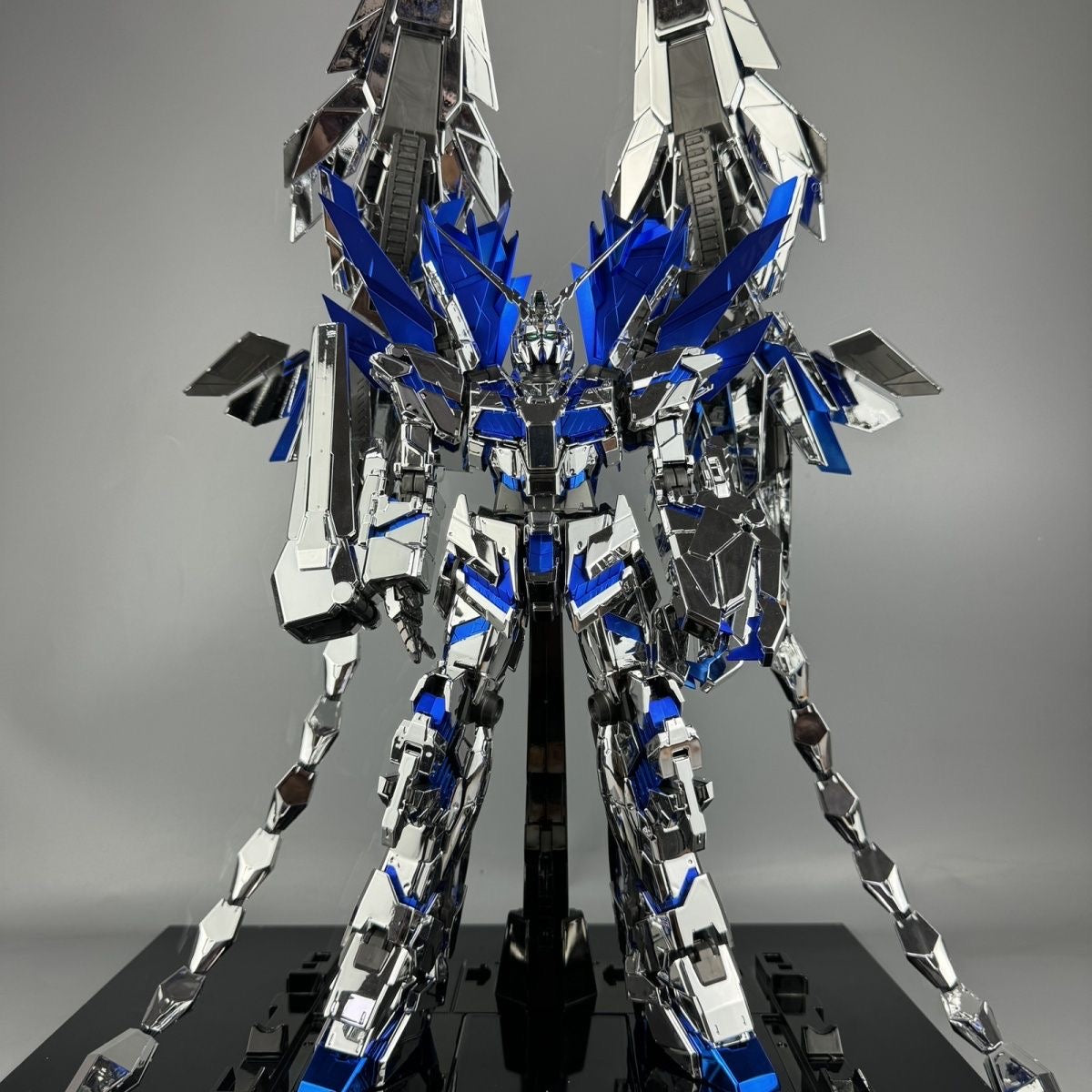 Daban PG Unicorn Gundam Perfectibility 1/60 Customized Version Plated Silver Coating (Xingmai Studio)