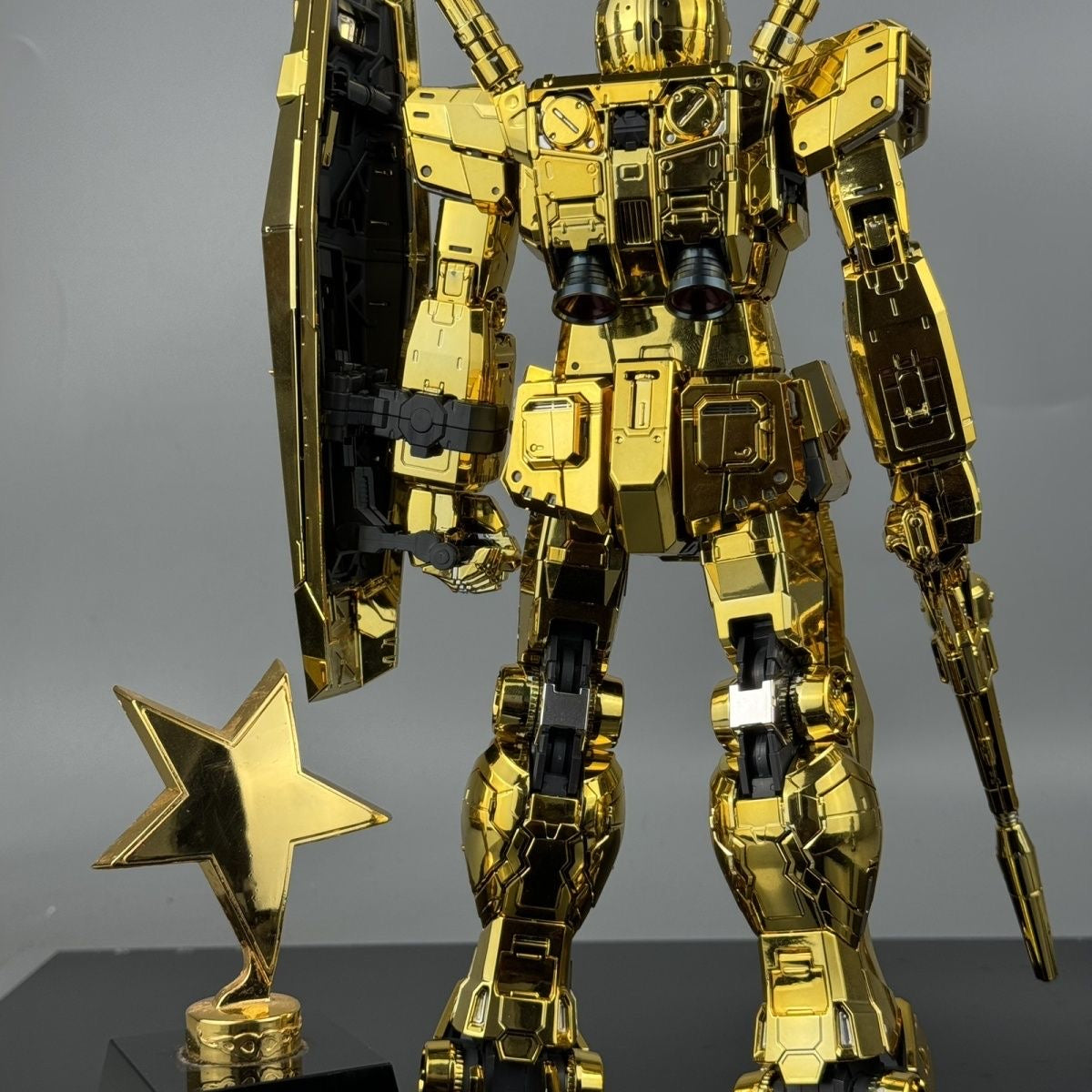 Daban PG RX-78-2 Unleashed 1/60 Customized Version Plated Gold Coating (Xingmai Studio)