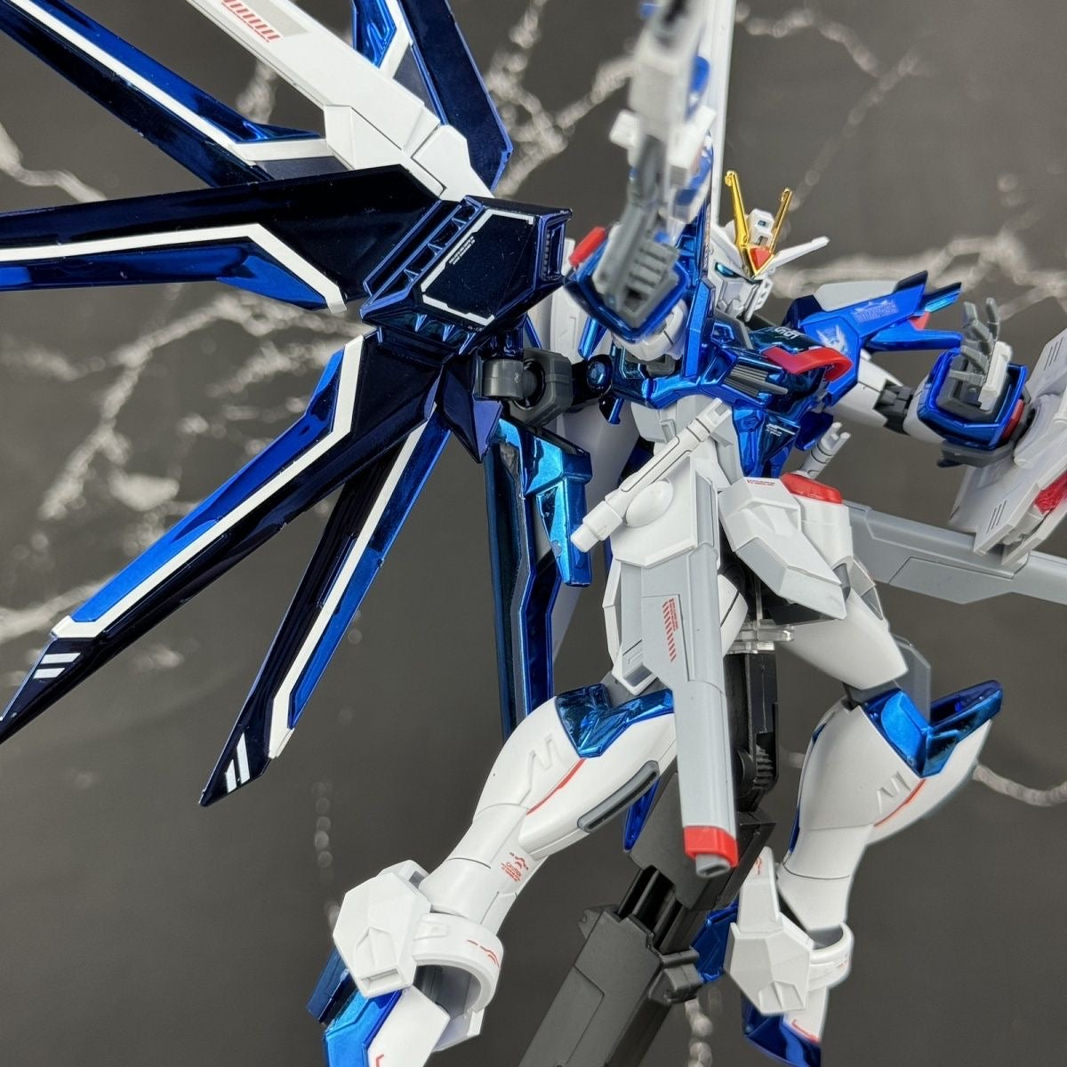 HGCE 243 Rising Freedom Gundam 1/144 Customized Version Plated Coating (Xingmai Studio)