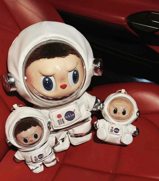 POP MART THE MONSTERS - Labubu Outfit - NASA Astronauts 17 cm (Outfit Only)