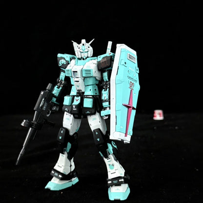 Changlong RG RX-78-2 Ver. 2.0 [Not Original Bandai Kit] 1/144 Customized Version Black Tri-Star ( Bubble Studio)