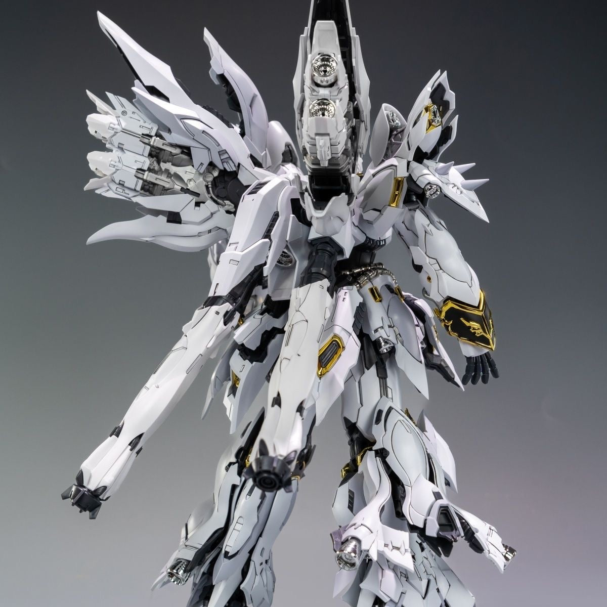 Comet Technology 1/100 MSN-06S The White Wolf Model Kit