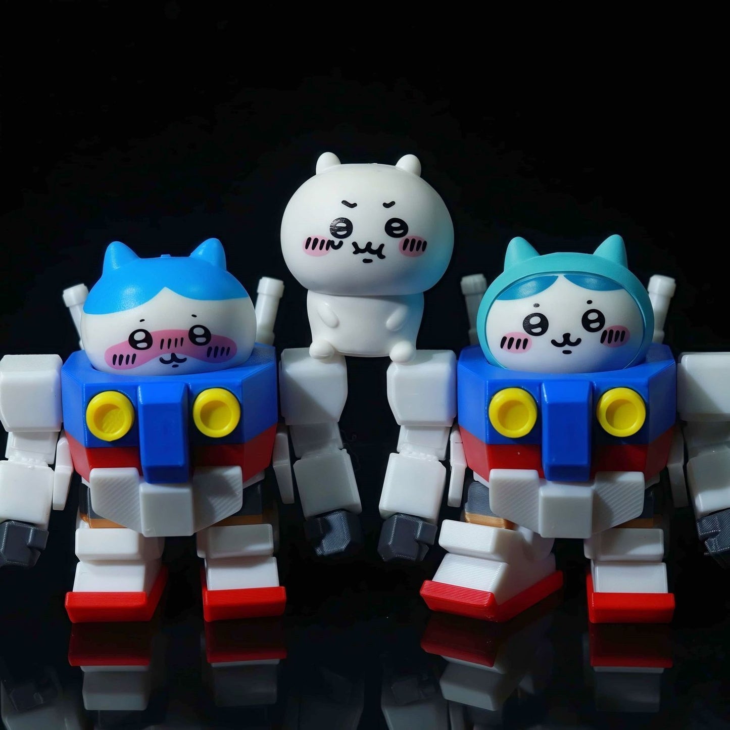 Chiikawa X Gundam Action Figure with Magnet (Pilot Detachable) - Chiikawa Piloting Version