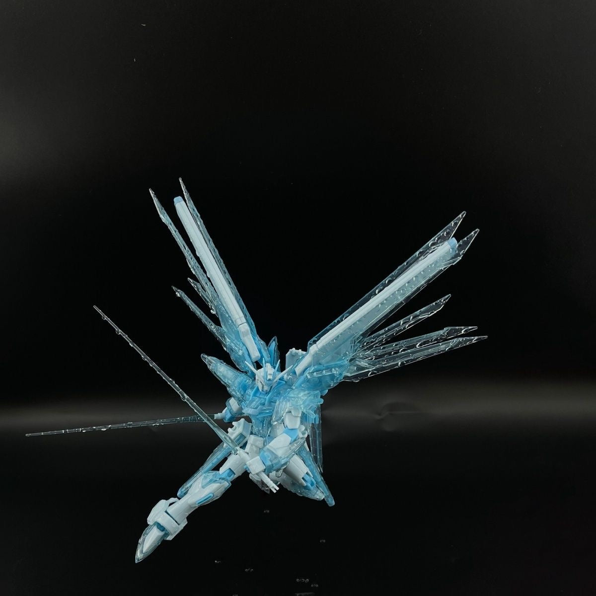 XFS HG 1/144 Rising Freedom Gundam - Cross Contrast Transparent Blue (Not Original Bandai)