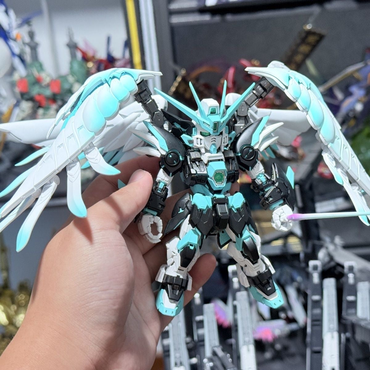 Bubble Studio Customized Paint [Miku Version] Changlong MGSD Wing Zero Gundam