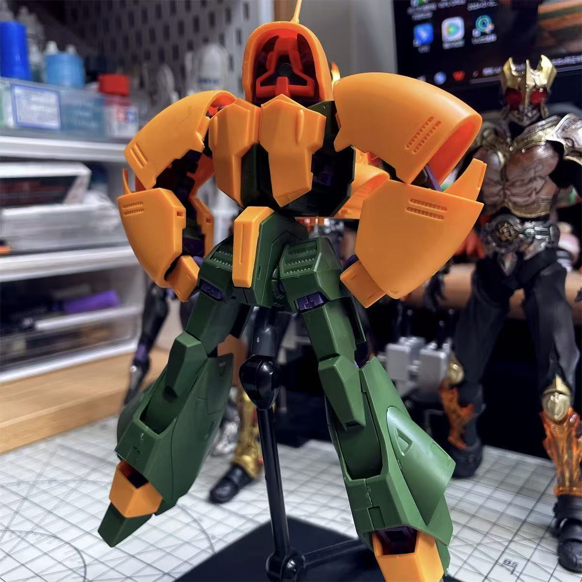 XW Studio HG Asshimar 1/144 - Pumpkin Warrior (Third Party)