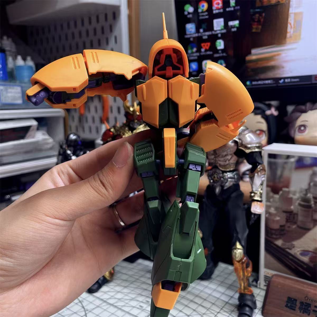 XW Studio HG Asshimar 1/144 - Pumpkin Warrior (Third Party) – Cool