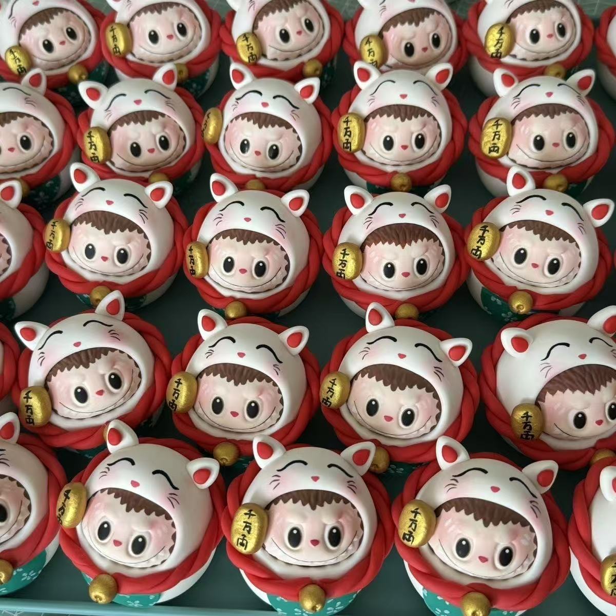 The Maneki-Neko Japanese Fortune Cat Labubu Clay Figure