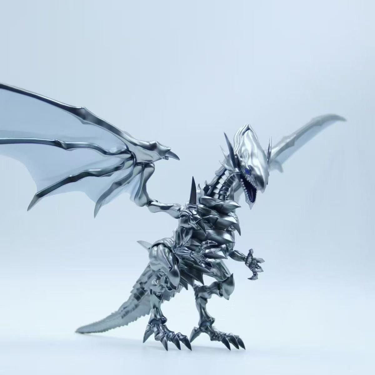 Kaiba Industry Figure-rise Standard Amplified Blue Eyes White Dragon (with 3 Heads Resin Kit) Metallic Silver Version