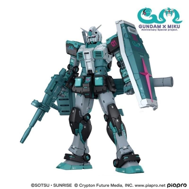 Customized Miku Water Decal for RG 01 RX-78-2 Gundam 1/144 [FLUORESCENT]