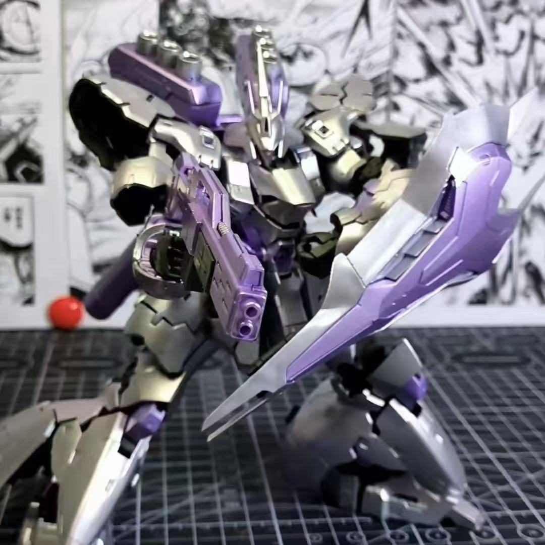 GG Studio RG Sazabi Silver Coating Version (Third Party)