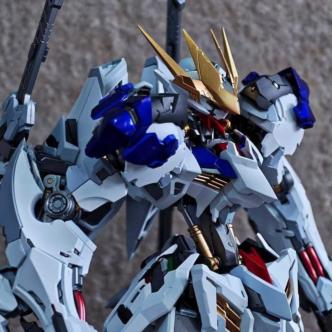 YX Studio Customized Paint Lunavor 1/100 scale Gundam Barbatos Lupus Rex Metallic Coating (Third Party, Not Original Bandai Kit Used)