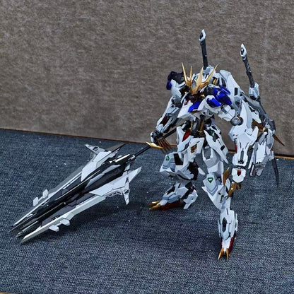 YX Studio Customized Paint Lunavor 1/100 scale Gundam Barbatos Lupus Rex Metallic Coating (Third Party, Not Original Bandai Kit Used)