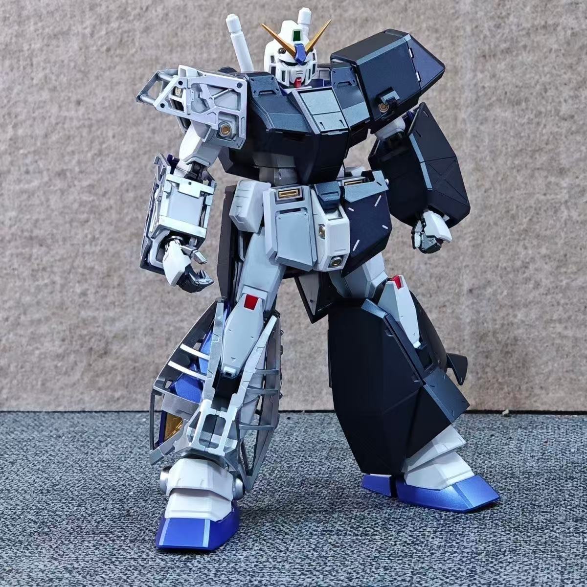 YX Studio Customized Paint YM Studio MG 1/100 Gundam NT-1 Alex Ver.2.0 Metallic Coating (Third Party, Not Original Bandai Kit Used)