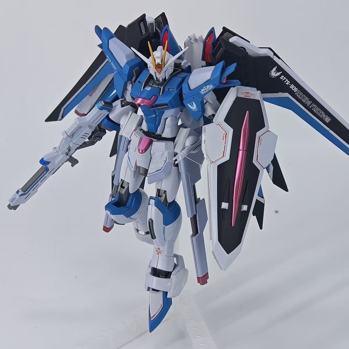 YX Studio Customized Paint XFS Studio 1/144 HGCE Rising Freedom Gundam Robot Spirits Style Coating (Third Party, Not Original Bandai Kit Used)