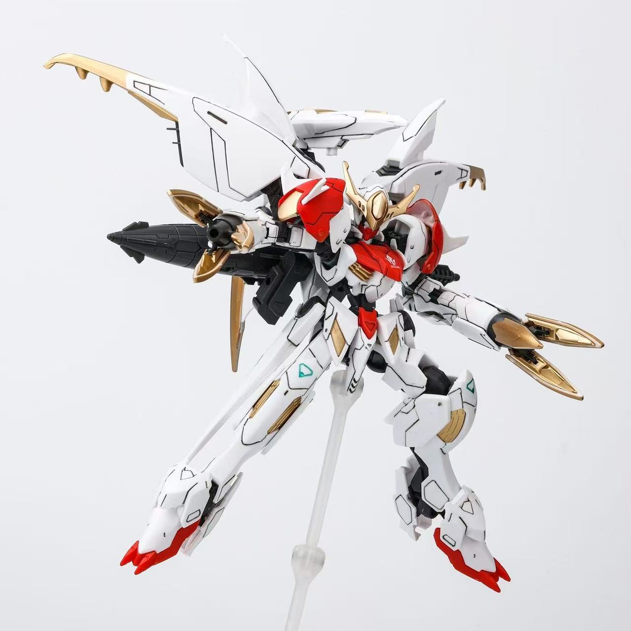 GG Studio HG Gundam Amazing Barbatos Lupus Champagne White Gold Version (Third Party)