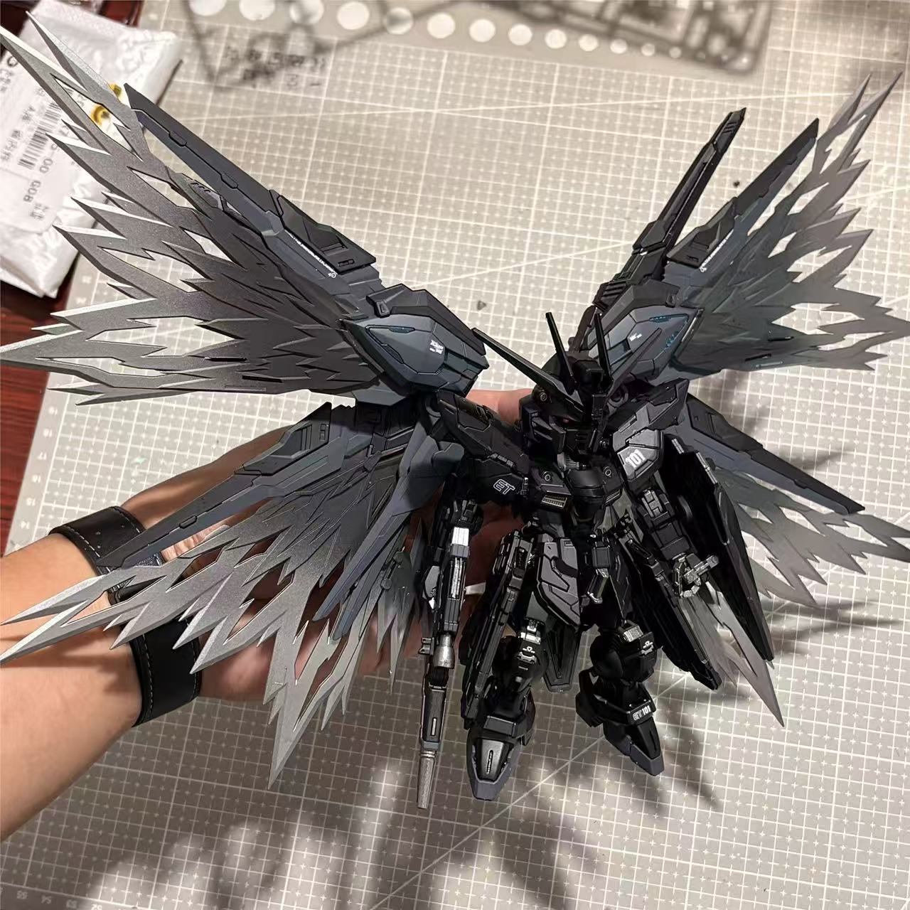 GG MGSD Freedom Gundam MidNight Coating Version [With Wing of Light](Third Party)