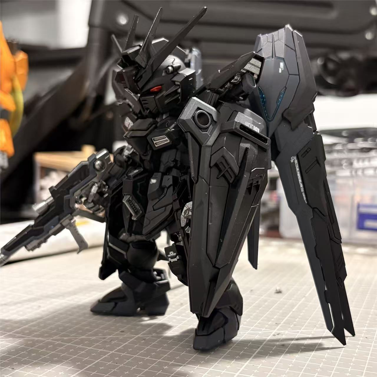GG MGSD Freedom Gundam MidNight Coating Version [With Wing of Light](Third Party)