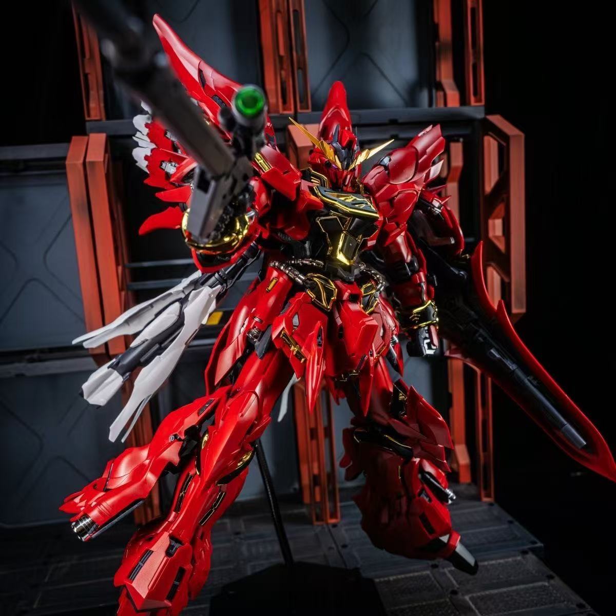 Minerva Hobby Mechanical Myth Series Head Carving for Sinanju & Sinanju Stein With Led Light
