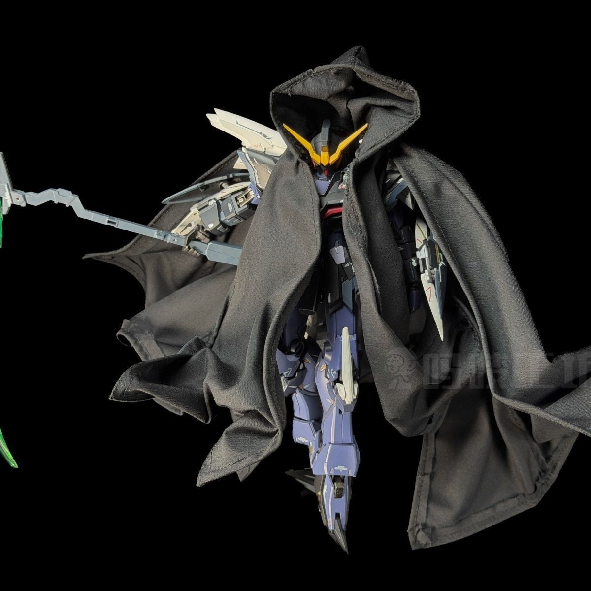 AW Hand-crafted Black Cloth Cloak Cape with Wire for 1/100 Model Kit (Capes only, does not contain model kit)