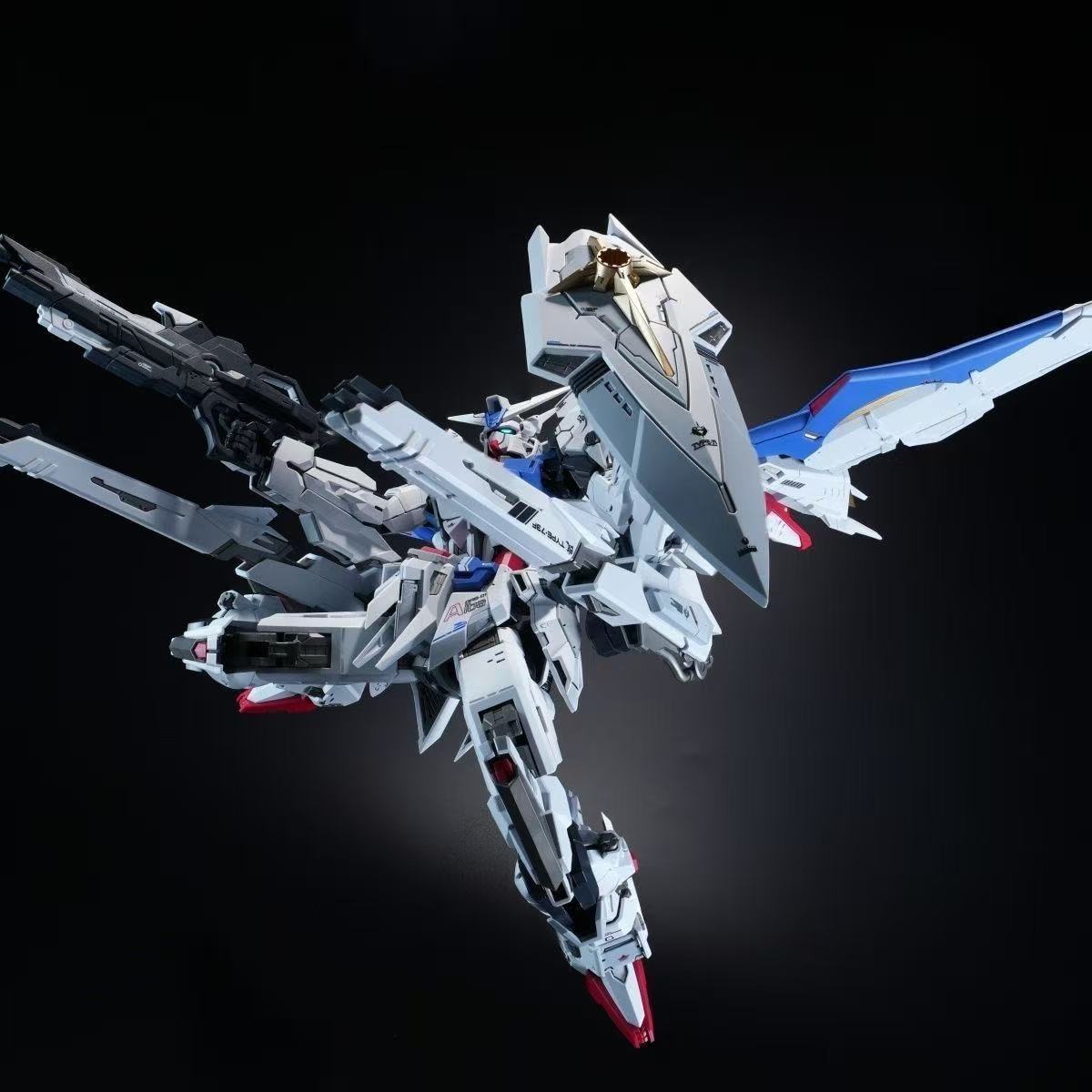 (Pre-Order) Yatagarasu Dynamics 1/100 Model Kit Orb Light [GK Style Akatsuki Gundam](ETA: October 2026)