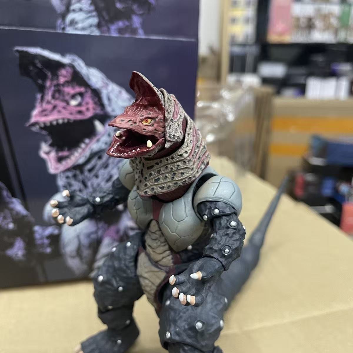 KO Bootleg (Third Party, Not Original Bandai) Ultraman Tiga S.H.Figuarts Monster Golza