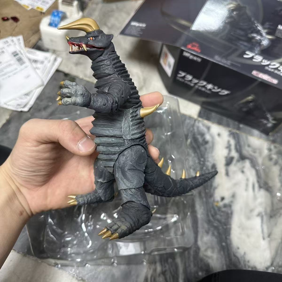 KO Bootleg (Third Party, Not Original Bandai) Ultraman S.H.Figuarts Monster Black King