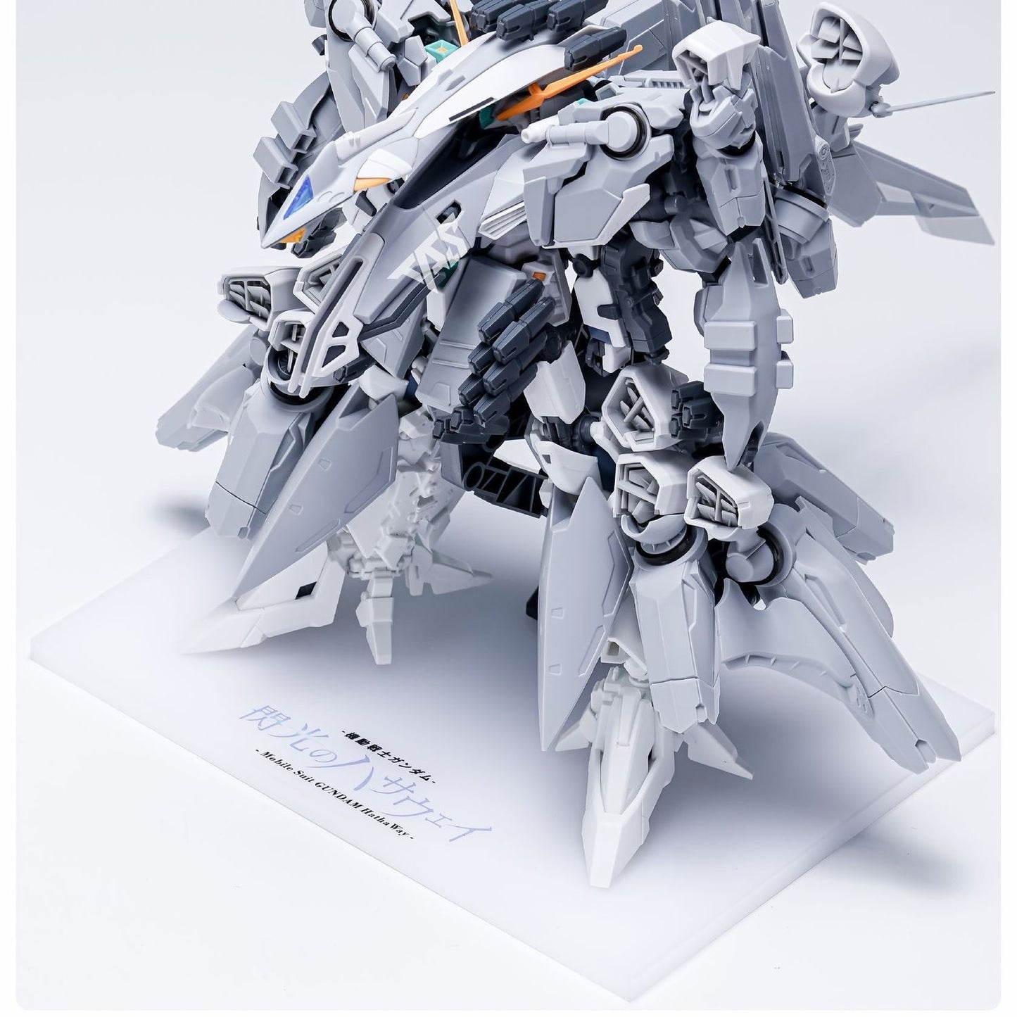 (TAS Studio) Acrylic Action Base for HG 1/144 Alyzeus