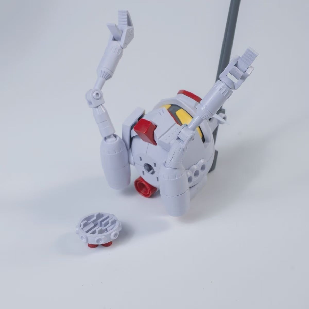 (Pre-Order) Maigou Model 1/144 B Gundam Model Kit Red & White (Third Party, Not Original )Bandai (ETA: August 2026)