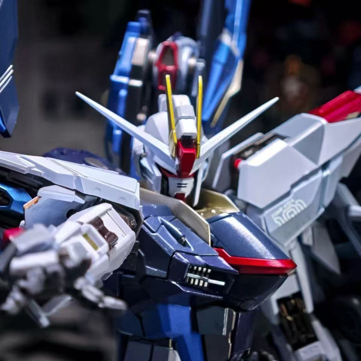 Nebula Model GK Style Metal Build 1/100 Freedom Gundam Snow Sparkle Ver. KO Version (Third Party, Not Original Bandai)
