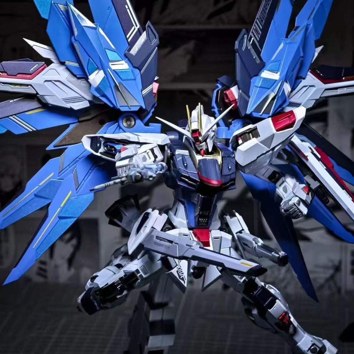 Nebula Model GK Style Metal Build 1/100 Freedom Gundam Snow Sparkle Ver. KO Version (Third Party, Not Original Bandai)