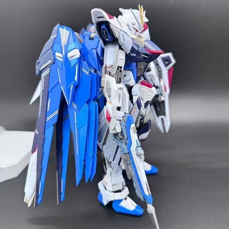 Nebula Model GK Style Metal Build 1/100 Freedom Gundam Snow Sparkle Ver. KO Version (Third Party, Not Original Bandai)