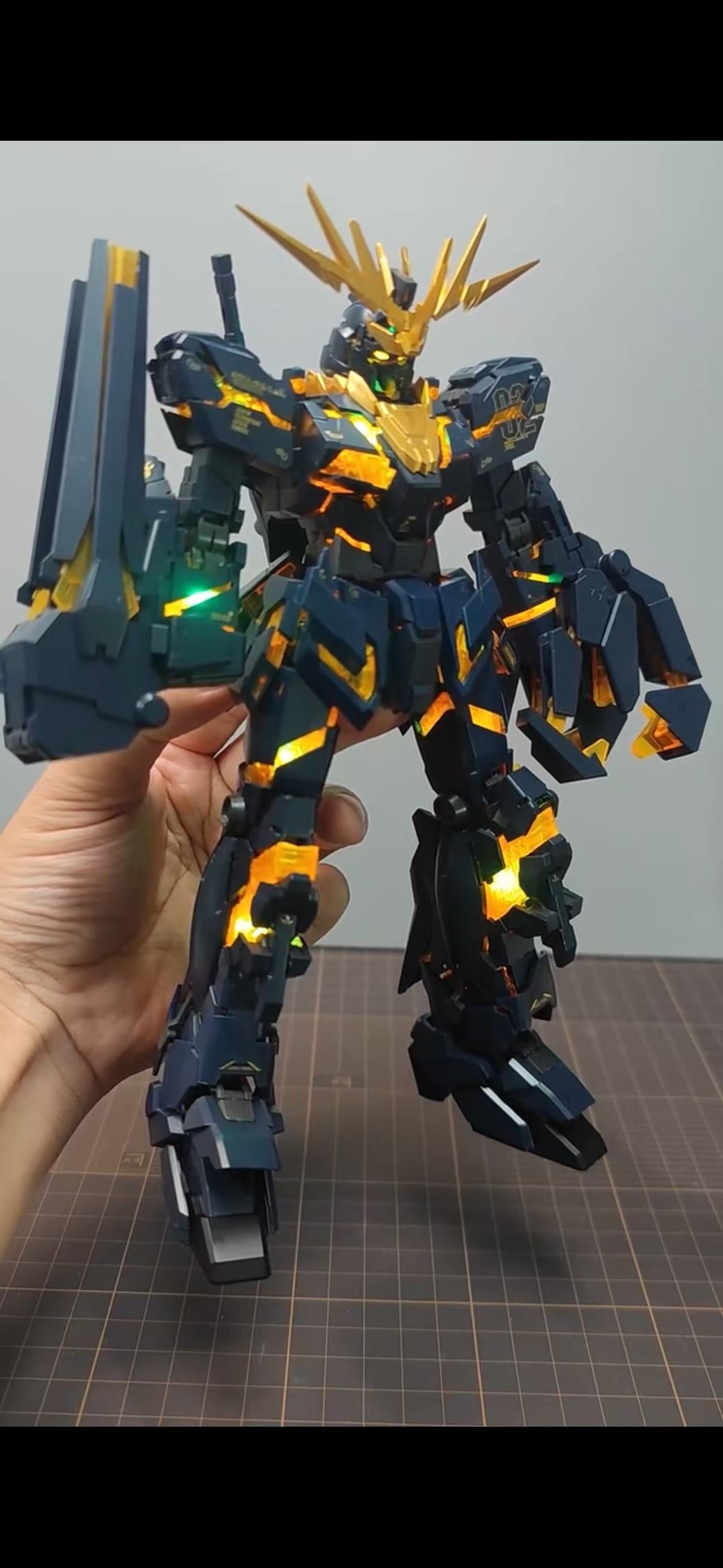 Divine Beast 1/100 2204B MGEX Banshee with LED Unit (Third Party, Not Original Bandai)