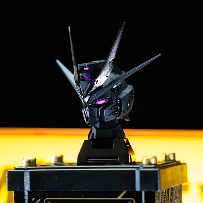 Minerva Midnight Strike Freedom Head for 1/100 Prepainted with LED lighting