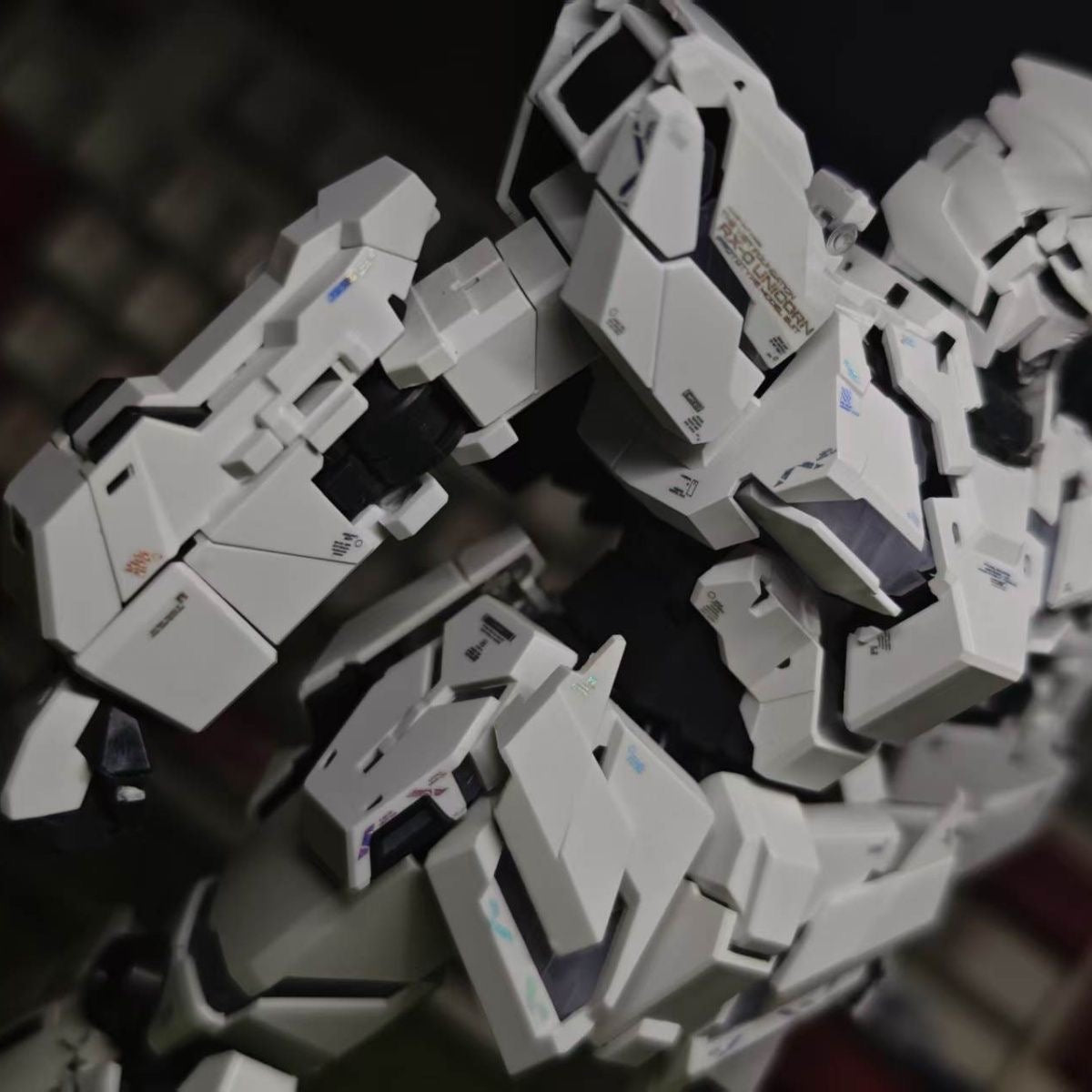 Holographic Water Decal for MGEX Unicorn Gundam 1/100