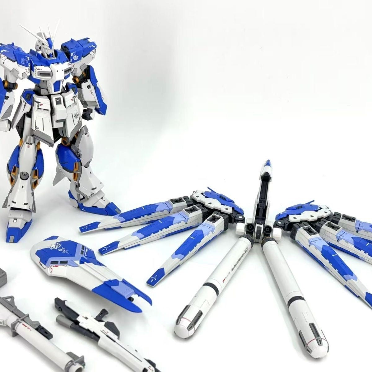 (Pre-Order)  HN 1/100 RG Hi-Nu Model Kit Enlarged Ver. (Third Party, Not Original )Bandai (ETA: September 2026)