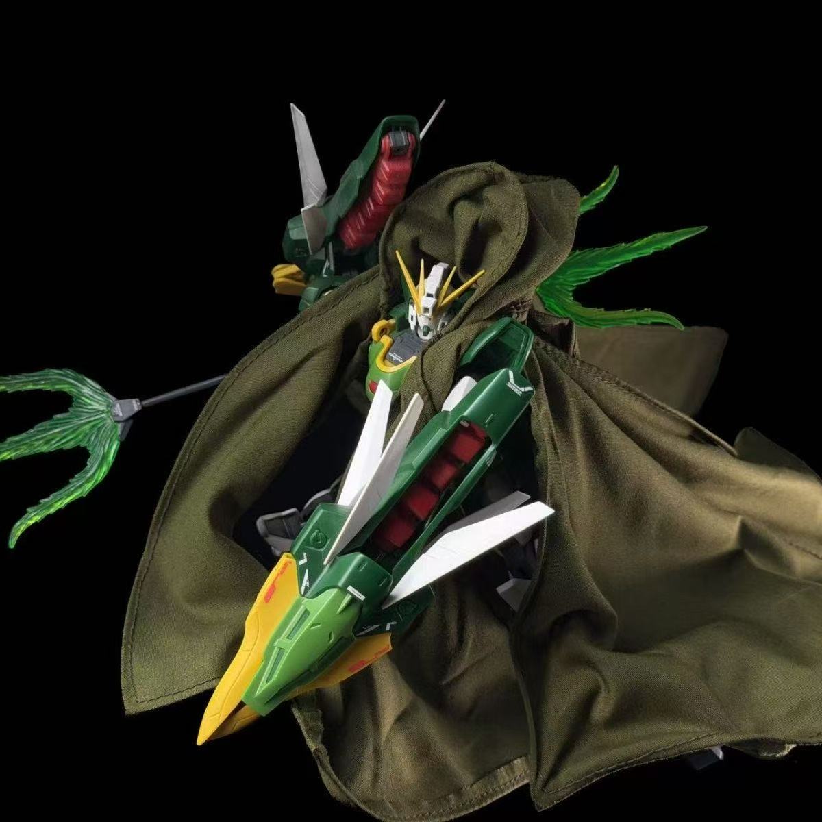 AW Hand-crafted Green Cloth Cloak Cape with Wire for 1/100 Model Kit (Capes only, does not contain model kit)