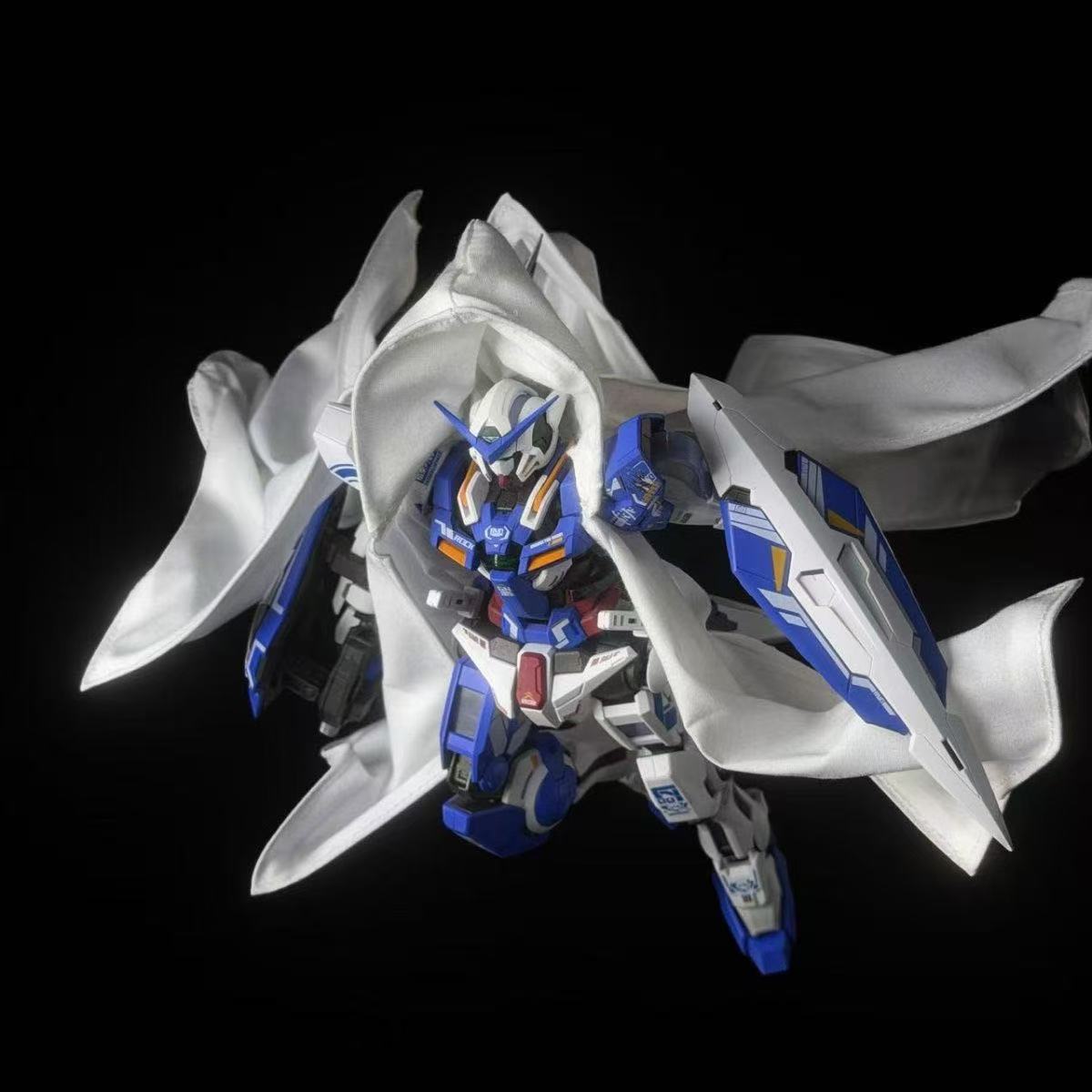 AW Hand-crafted White Cloth Cloak Cape with Wire for 1/144 Model Kit (Capes only, does not contain model kit)